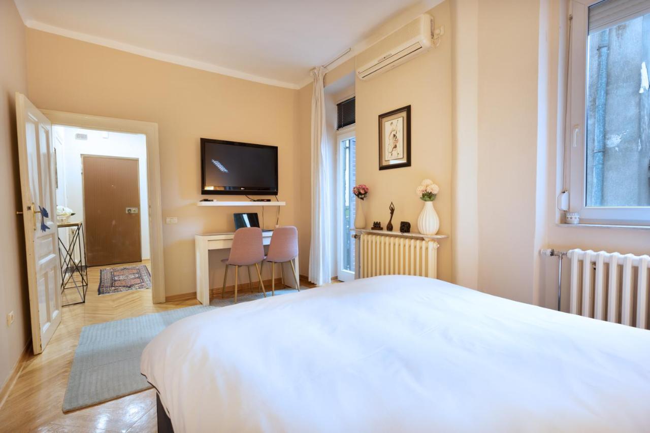 Family Apart Apartment Белград Екстериор снимка