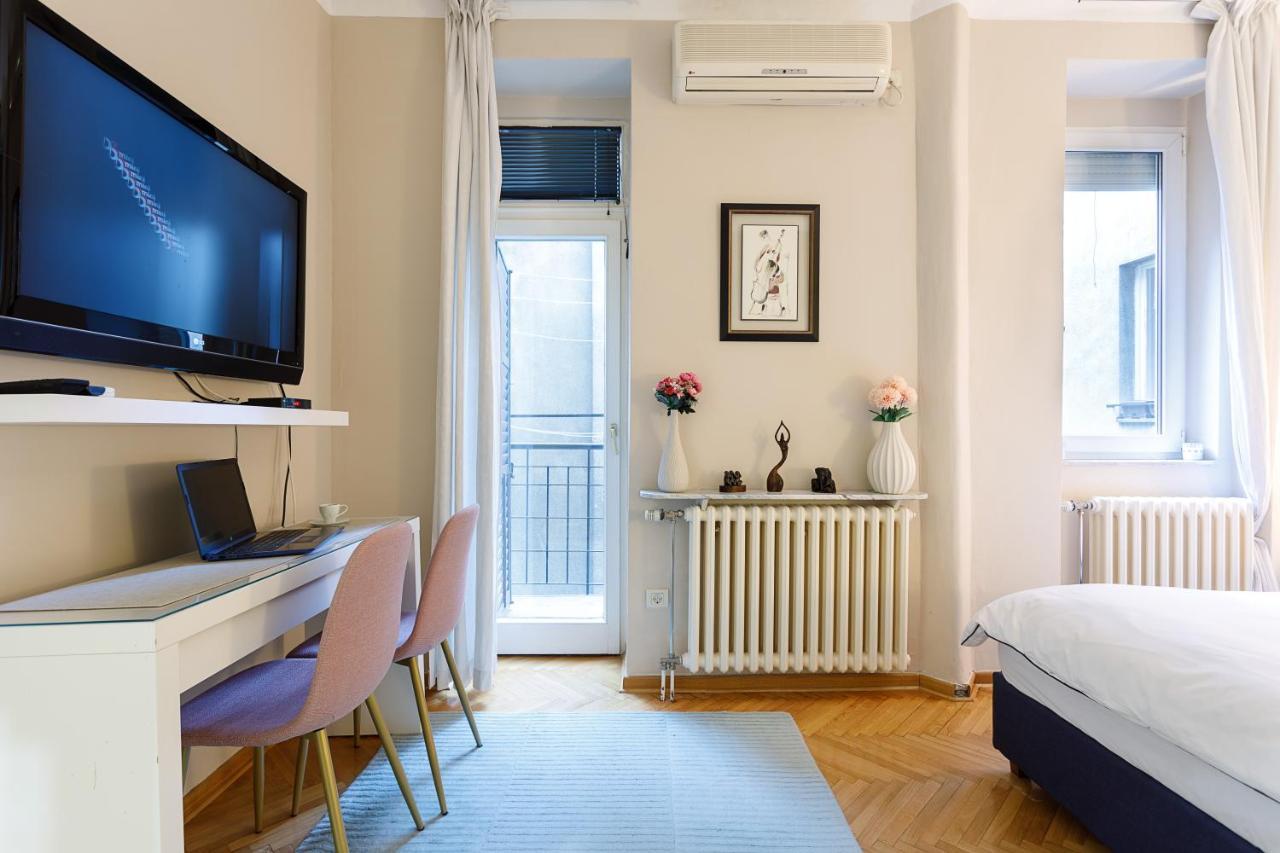 Family Apart Apartment Белград Екстериор снимка