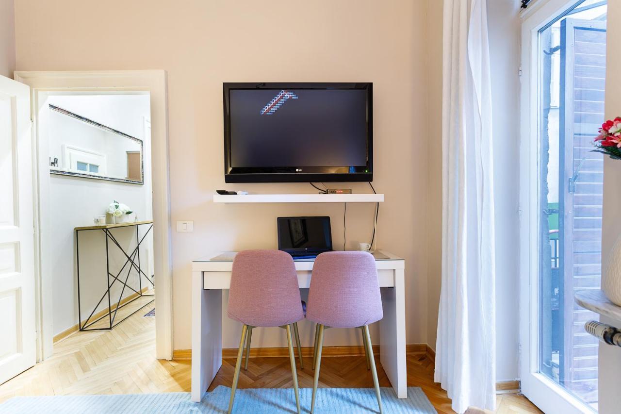 Family Apart Apartment Белград Екстериор снимка